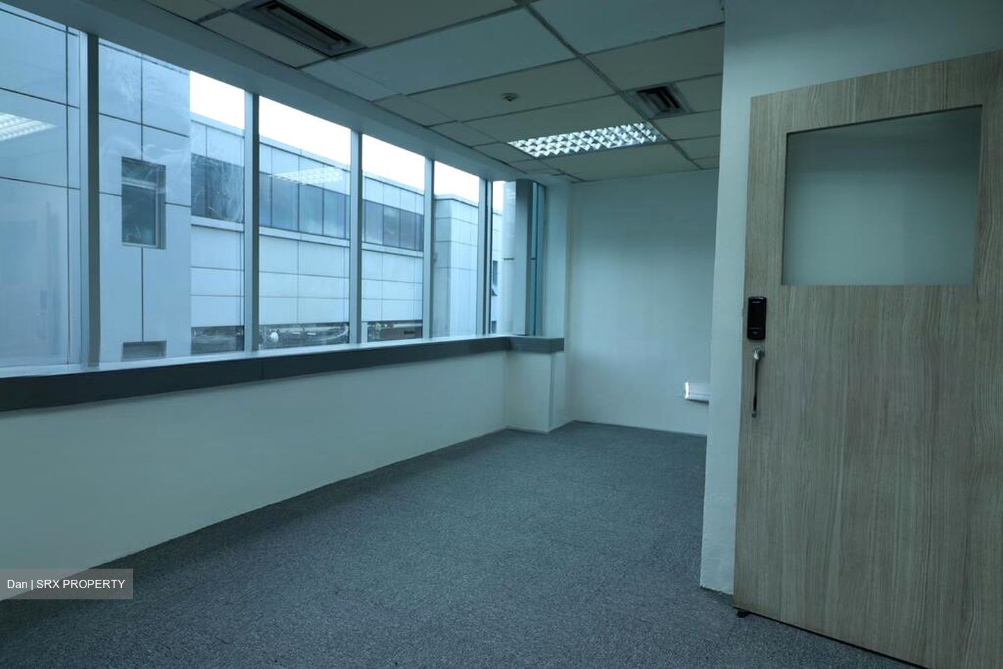 High Street Plaza (D6), Office #595604301